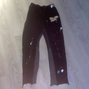 Gallery dept flared sweats